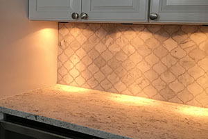 kitchen lighting backsplash 300x200